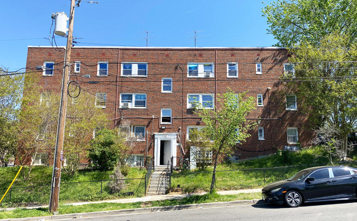 Pictures of Multifamily property located at 10 49TH ST SE, WASHINGTON, DC 20019-6211 for sales - image #1