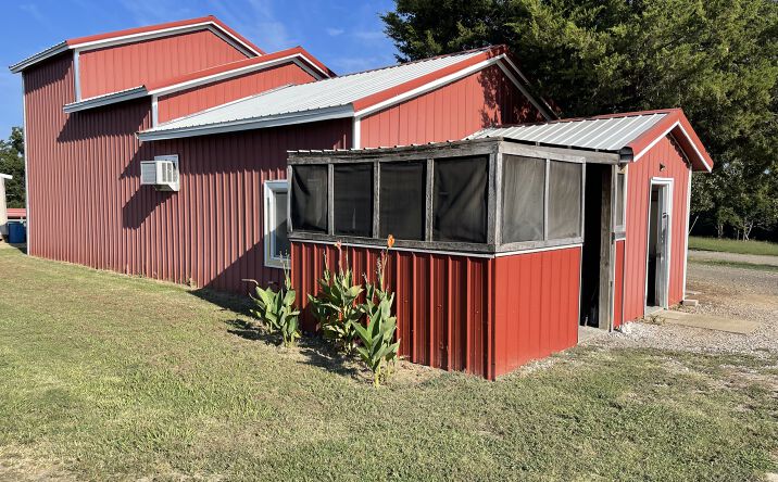 Pictures of Mixed Use, Land, Business for Sale property located at 2025 North 3775 Road, Wetumka, OK 74883 for sales - image #1