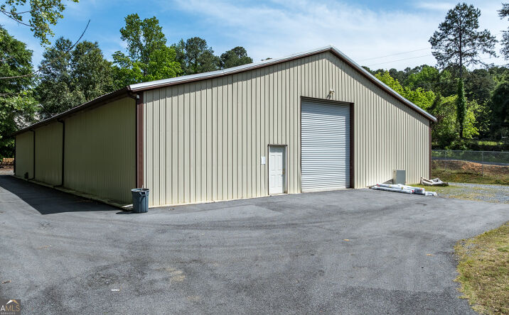 Pictures of Industrial, Self Storage property located at 1 Albion Drive, Rome, GA 30165 for sales - image #1