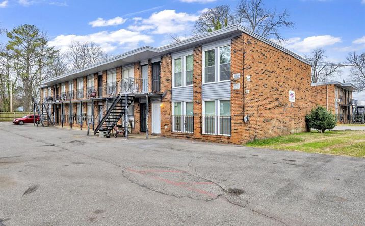 Pictures of Multifamily property located at 136 59th Street North, Birmingham, AL 35212, 137 59th Street North, Birmingham, AL 35212 for sales - image #1