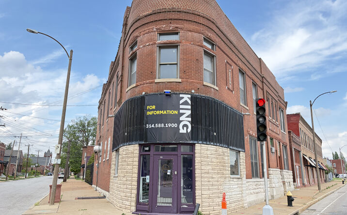 Pictures of Retail, Multifamily, Mixed Use property located at 1443 S VANDEVENTER AVE, SAINT LOUIS, MO 63110-2326 for sales - image #1