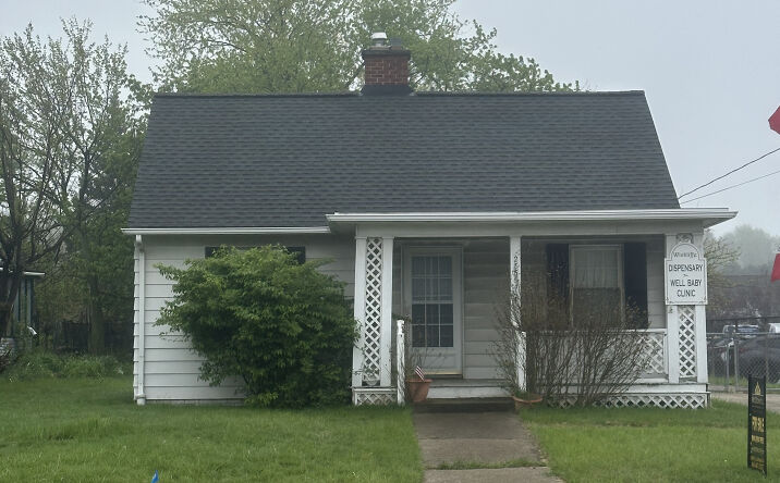 Pictures of Retail, Office, Mixed Use property located at 28864 EUCLID AVE, WICKLIFFE, OH 44092-2529 for sales - image #1
