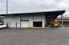 32000553