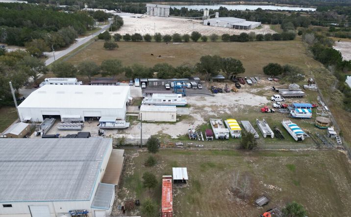 Pictures of Industrial property located at 28240 Lake Industrial Boulevard, Tavares, FL 32778 for sales - image #1