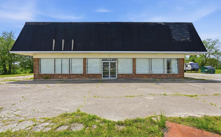 Pictures of Retail, Industrial, Mixed Use property located at 149 DELAINA DR MOUNT WASHINGTON KY 40047-7129, MOUNT WASHINGTON, KY 40047-7129 for sales - image #1