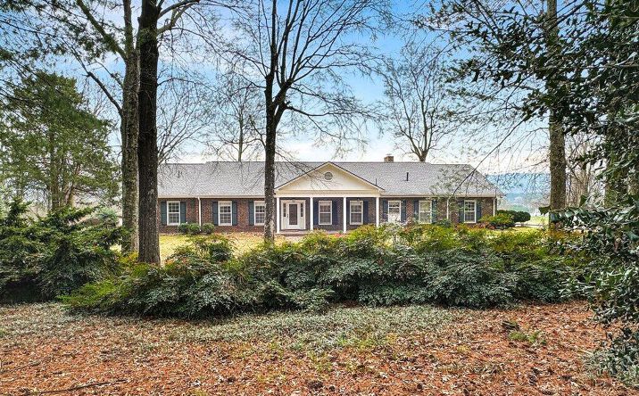 Pictures of Special Purpose property located at 130 APPLE BLOSSOM LN, SUMMERVILLE, GA 30747-5274 for sales - image #1