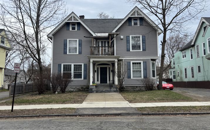 Pictures of Multifamily property located at 31 BARTLETT AVE, PITTSFIELD, MA 01201 for sales - image #1