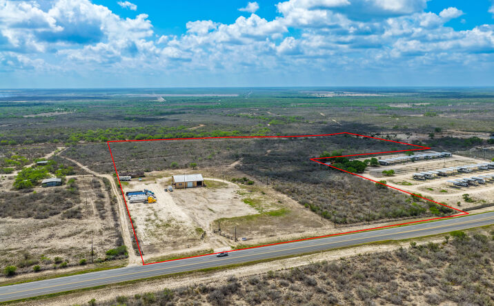 Pictures of Retail, Industrial property located at 2801 Texas 72, Three Rivers, TX 78071 for sales - image #1