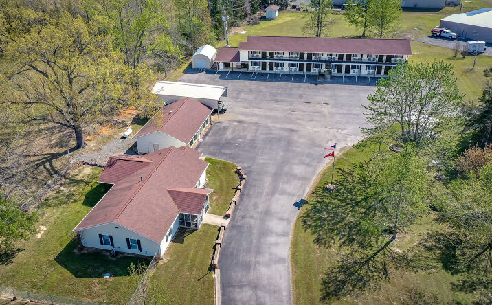 Pictures of Hospitality property located at 8546 Edgemont Rd., Greers Ferry, AR 72067 for sales - image #1