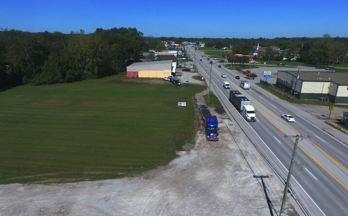 Pictures of Retail, Industrial, Special Purpose property located at 12800 DIXIE HWY, LOUISVILLE, KY 40272-4720 for sales - image #1