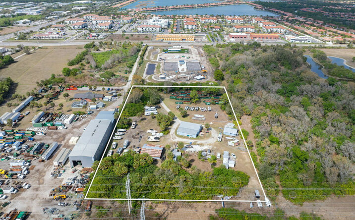 Pictures of Land property located at 3530 Laurel Rd E #A, North Venice, FL 34275 for sales - image #1