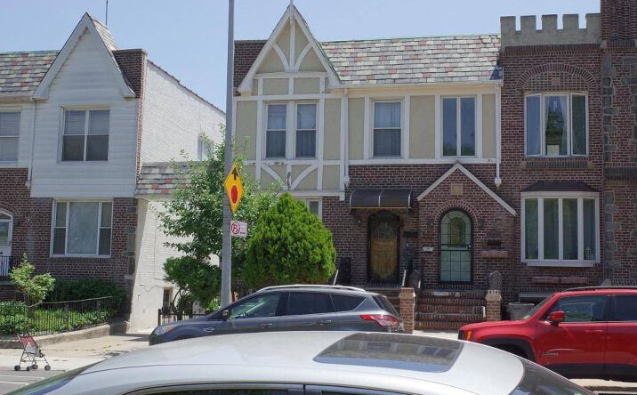Pictures of Mixed Use property located at 6659 Colonial Rd, Brooklyn, NY 11220 for sales - image #1