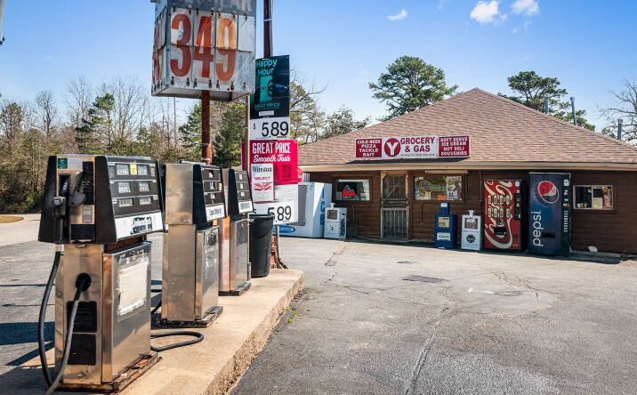 Pictures of Retail property located at 10842 State Highway 5, Salesville, AR 72653 for sales - image #1