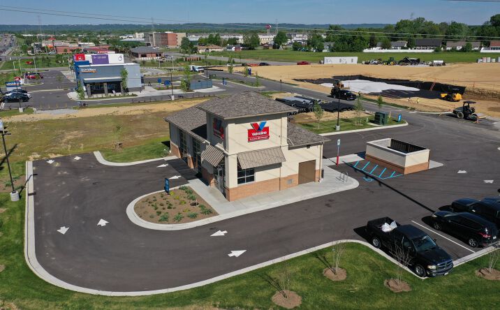 Pictures of Retail property located at 1771 Veterans Parkway, Jeff, IN 47130 for sales - image #1