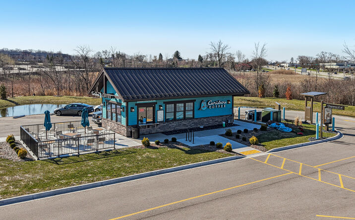 Pictures of Retail property located at 5276 S MOORLAND RD, NEW BERLIN, WI 53151 for sales - image #1
