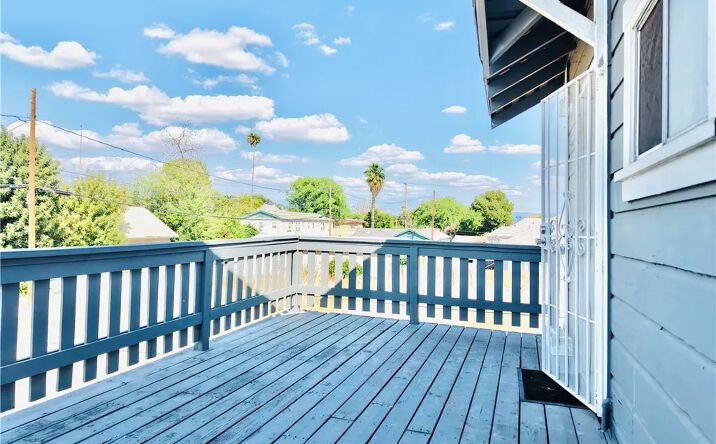 Pictures of Multifamily property located at 129 E G, Colton, CA 92324 for sales - image #1
