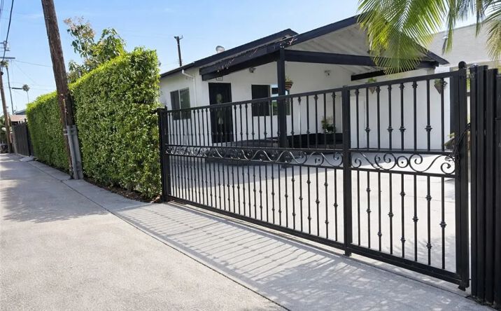 Pictures of Multifamily property located at 316 W 73rd, Los Angeles, CA 90003 for sales - image #1