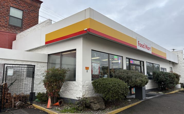 Pictures of Retail property located at 501 NE THIRD AVE, CAMAS, WA 98607 for sales - image #1