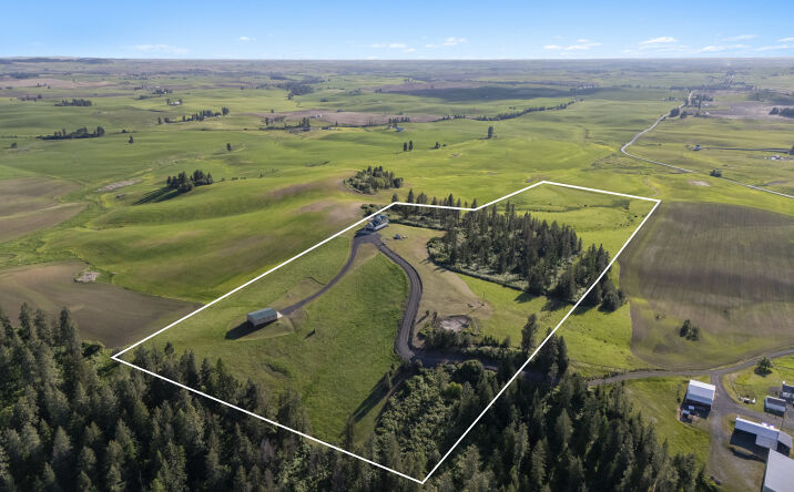 Pictures of Multifamily, Mixed Use, Special Purpose property located at 26004 E HORTON RD, ROCKFORD, WA 99030-5006 for sales - image #1