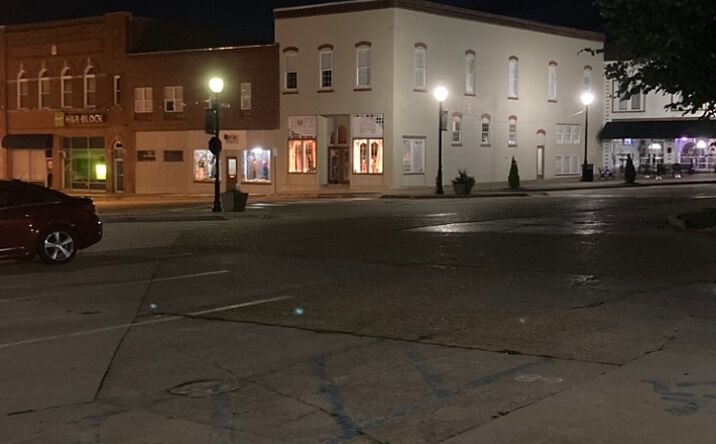 Pictures of Retail, Multifamily, Office property located at 15 Court Square, Fredericktown, MO 63645 for sales - image #1