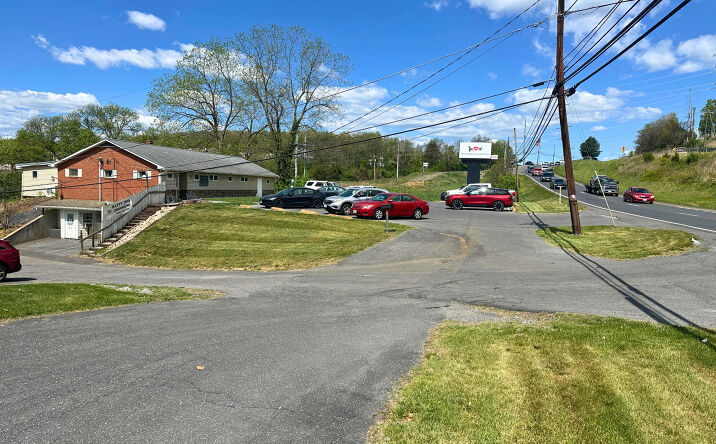 Pictures of Office property located at 2702 Spotswood Trail, Rockingham, VA 22801-2213 for sales - image #1