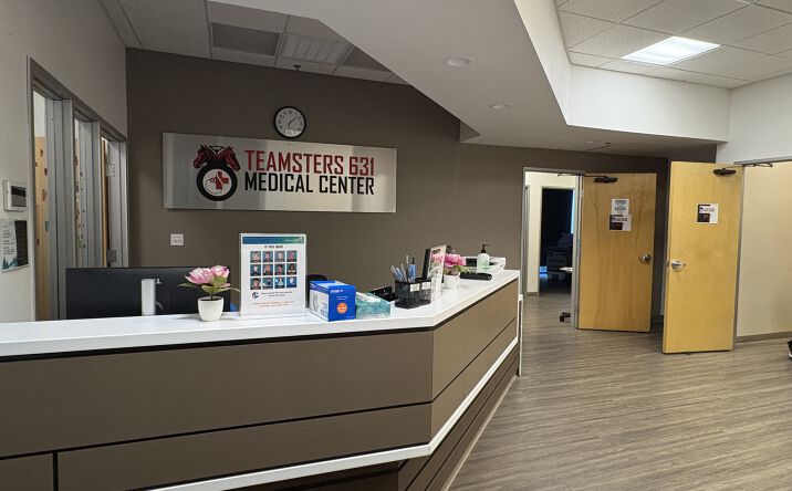 Pictures of Retail, Office property located at 7375 Peak Drive, Las Vegas, NV 89128 for sales - image #1
