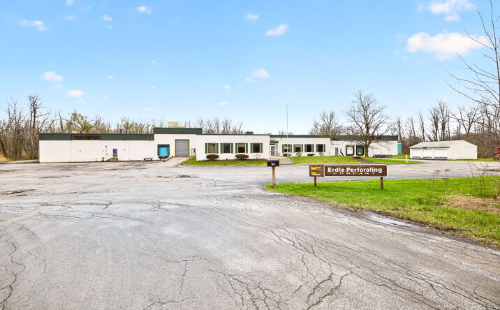 Pictures of Industrial property located at 100 PIXLEY INDUSTRIAL PKWY, ROCHESTER, NY 14624 for sales - image #1