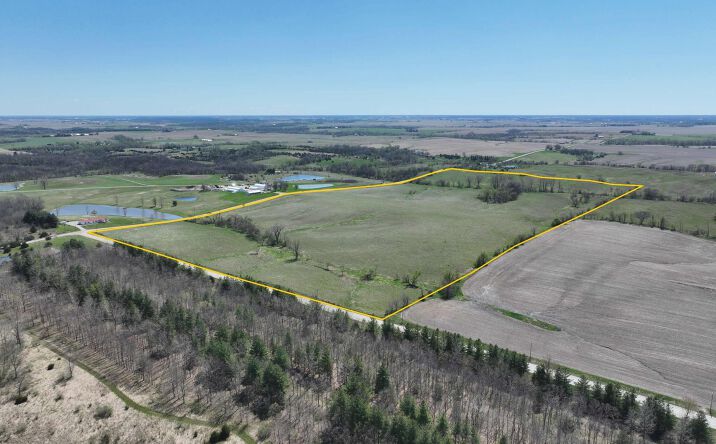 Pictures of Land property located at Mahogany Avenue, Fairfield, IA 52556 for sales - image #1