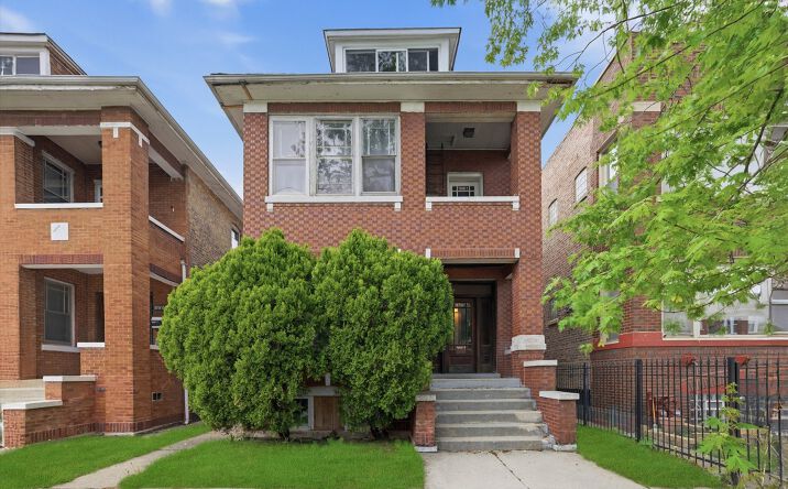 Pictures of Multifamily property located at 6734 S Maplewood Avenue, Chicago, IL 60629 for sales - image #1