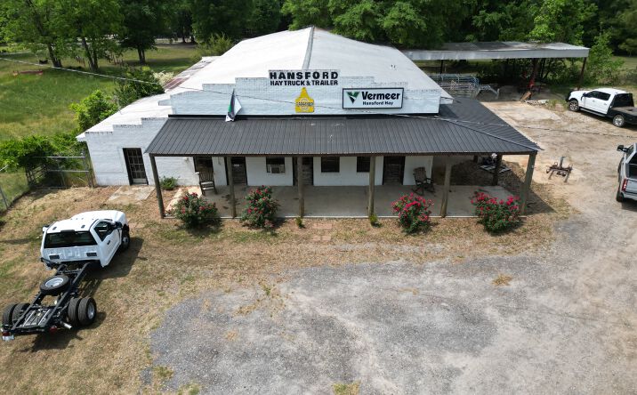 Pictures of Retail, Mixed Use property located at 557 West Main Street, Lexington, GA 30648 for sales - image #1