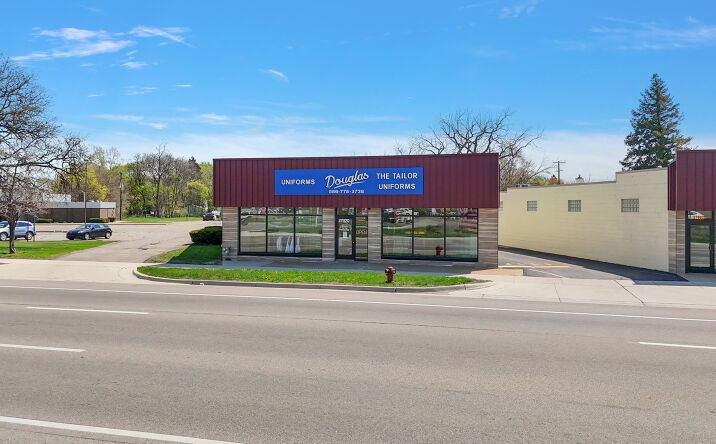 Pictures of Retail, Office property located at 27920 Gratiot Avenue, Roseville, MI 48066 for sales - image #1
