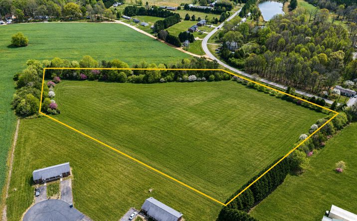 Pictures of Retail, Land property located at 1727 Boggs Road, Claremont, NC 28610 for sales - image #1
