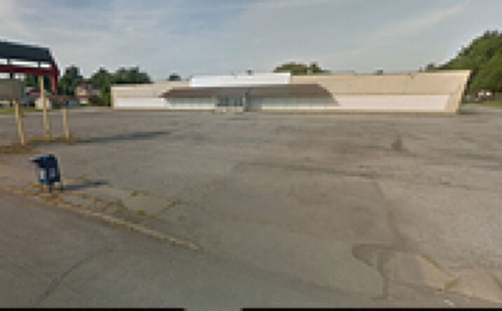 Pictures of Retail property located at 3101-3103 Sycamore Street, Cairo, IL 62914 for sales - image #1