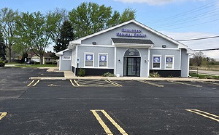 Pictures of Office property located at 200 N Gary Ave, Carol Stream, IL 60188 for sales - image #1
