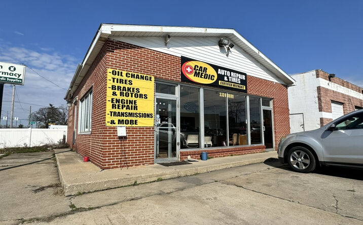 Pictures of Retail property located at 3338 Dorr St, Toledo, OH 43607 for sales - image #1