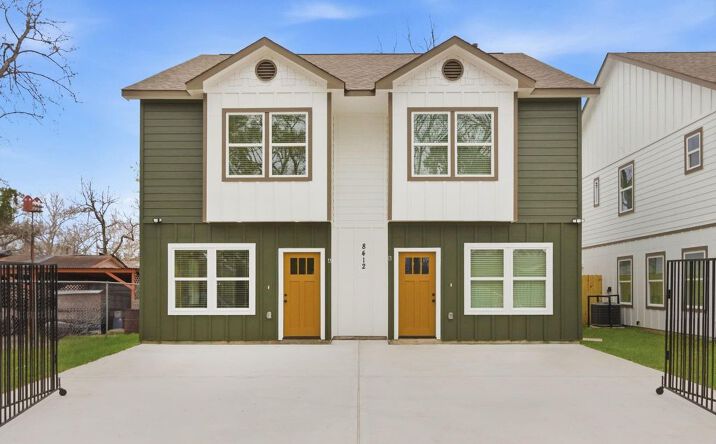Pictures of Multifamily property located at 8412 Darien St A/B, Houston, TX 77028 for sales - image #1