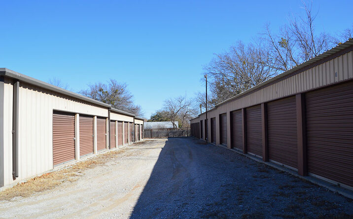 1211 East Tarrant Street, Bowie