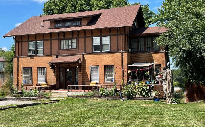 Pictures of Multifamily property located at 3103 Grand Avenue, Des Moines, IA 50312 for sales - image #1
