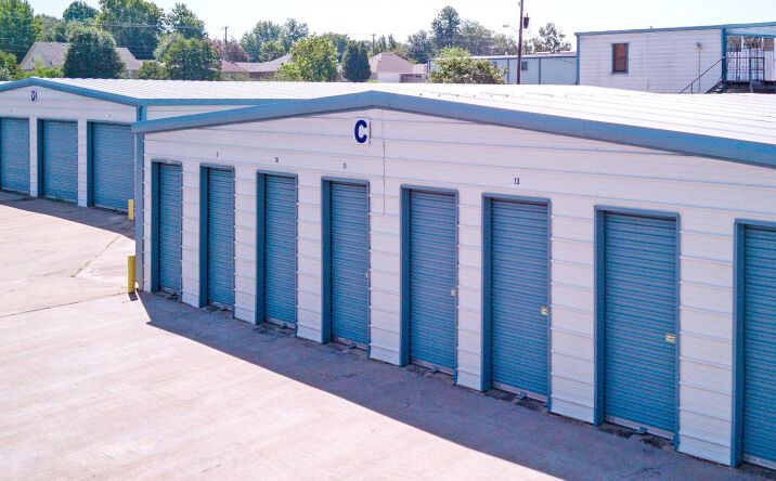 Pictures of Self Storage property located at 1415 Boardwalk NE, Paris, TX 75462 for sales - image #1