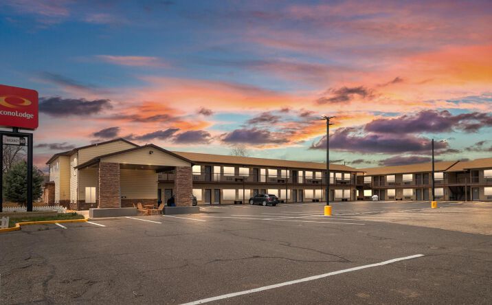 Pictures of Hospitality property located at 175 Center Street, Panguitch, UT 84759 for sales - image #1