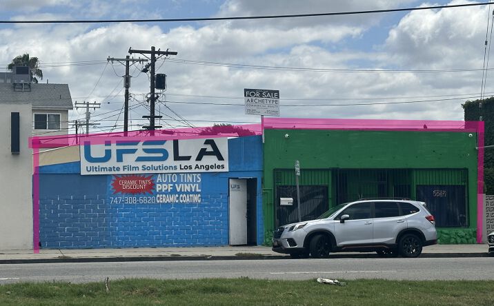 Pictures of Retail, Office, Mixed Use property located at 5112 Vineland Ave, Los Angeles, CA 91601, 5114 Vineland Ave, Los Angeles, CA 91601 for sales - image #1