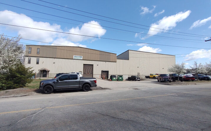 Pictures of Industrial property located at 19 Industrial Park Rd E, Oxford, MA 01540 for sales - image #1
