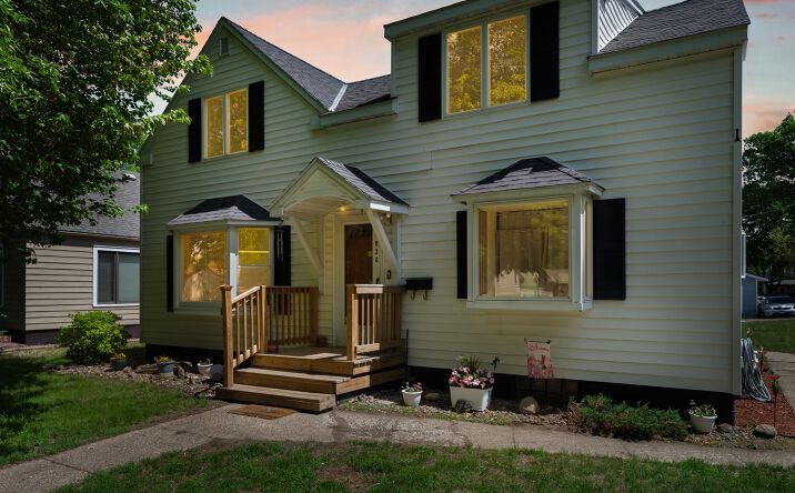 Pictures of Multifamily property located at 820 North 6th Street, Montevideo, MN 56265 for sales - image #1