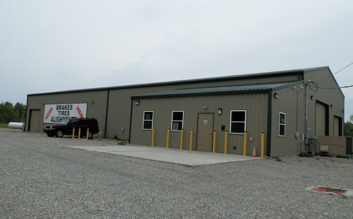 Pictures of Industrial property located at 11987 Dalton Road, Rockbridge, OH 43149 for sales - image #1