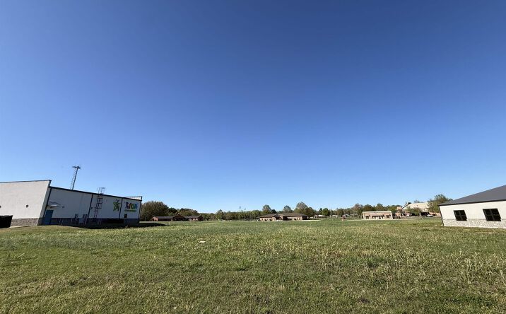 Pictures of Land property located at SOUTHPOINTE DR, PARAGOULD, AR 72450 for sales - image #1