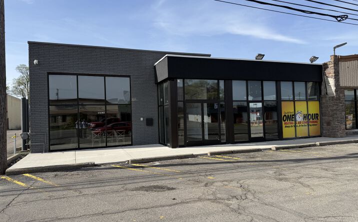 Pictures of Retail, Industrial property located at 24061-24063 W. 10 Mile Road, Southfield, MI 48033 for sales - image #1