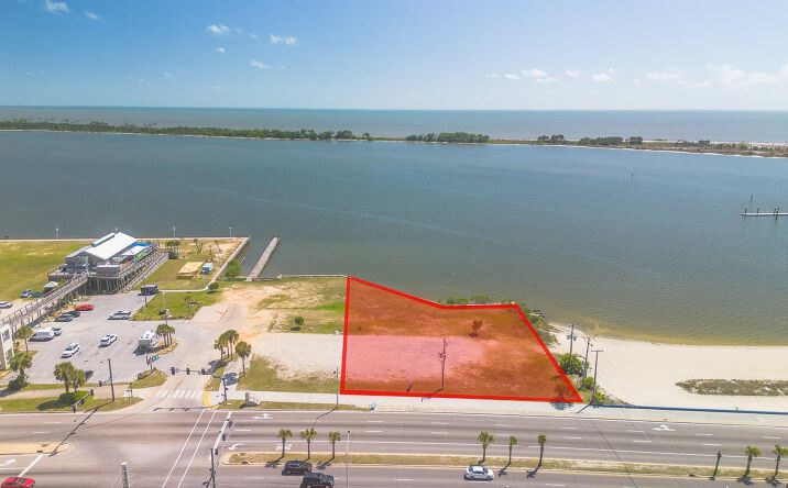 Pictures of Land property located at 315 Beach Boulevard, Biloxi, MS 39530 for sales - image #1