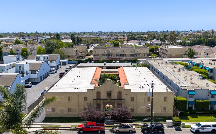 Pictures of Multifamily property located at 291 AVOCADO ST, COSTA MESA, CA 92627 for sales - image #1