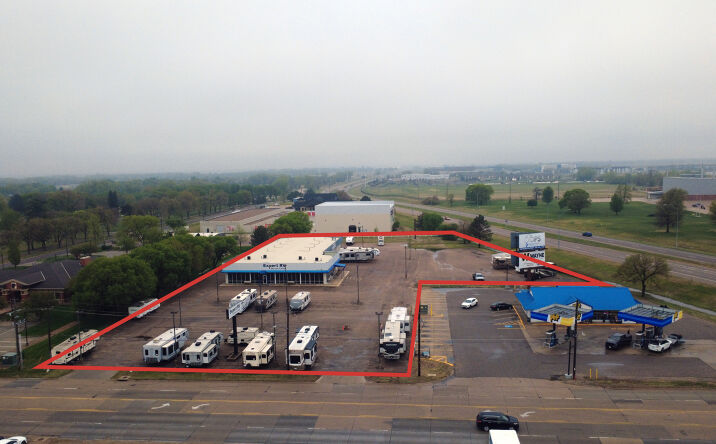 Pictures of Industrial property located at 3333 West Stolley Park Road, Grand Island, NE 68803 for sales - image #1