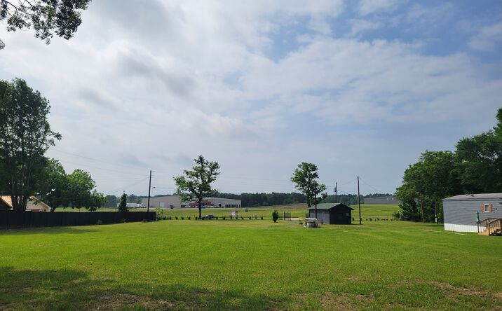Pictures of Land property located at 8771 US HWY 59 N, ATLANTA, TX 75551-6808 for sales - image #1